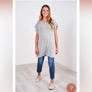 Latched Mama Nest Nursing Tunic in Whisper Gray - Size Small New with tags